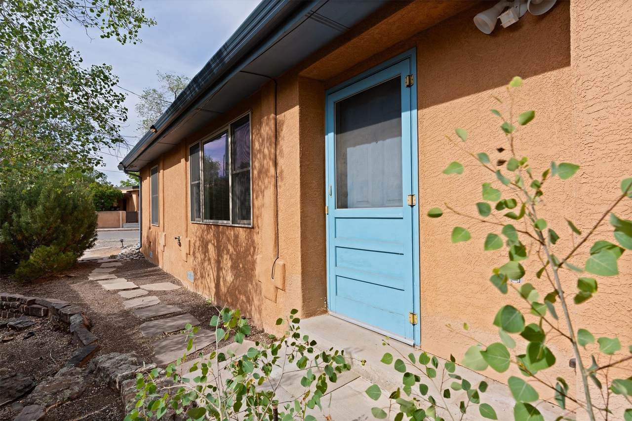 933 Dunlap Street - Photo 1