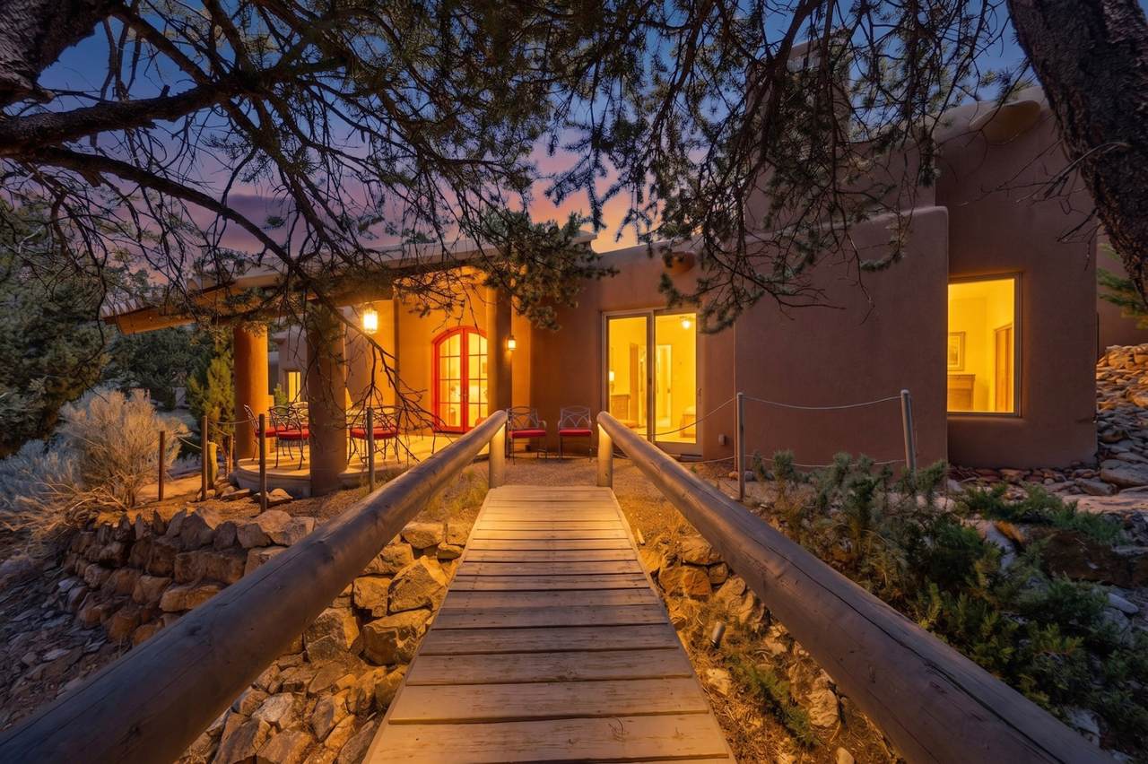 1404 Tesuque Creek Road - Photo 1