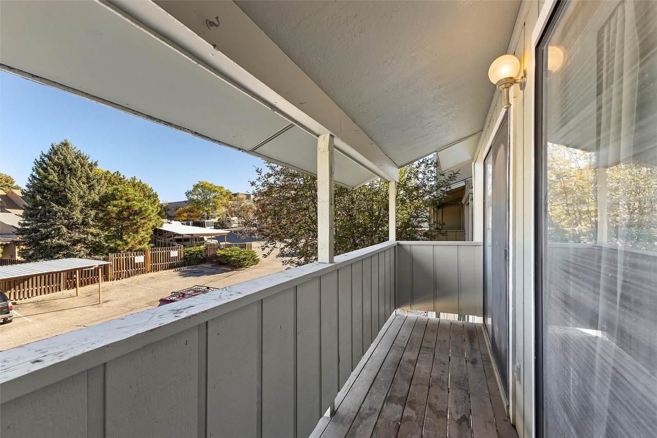505 Oppenheimer - Photo 1