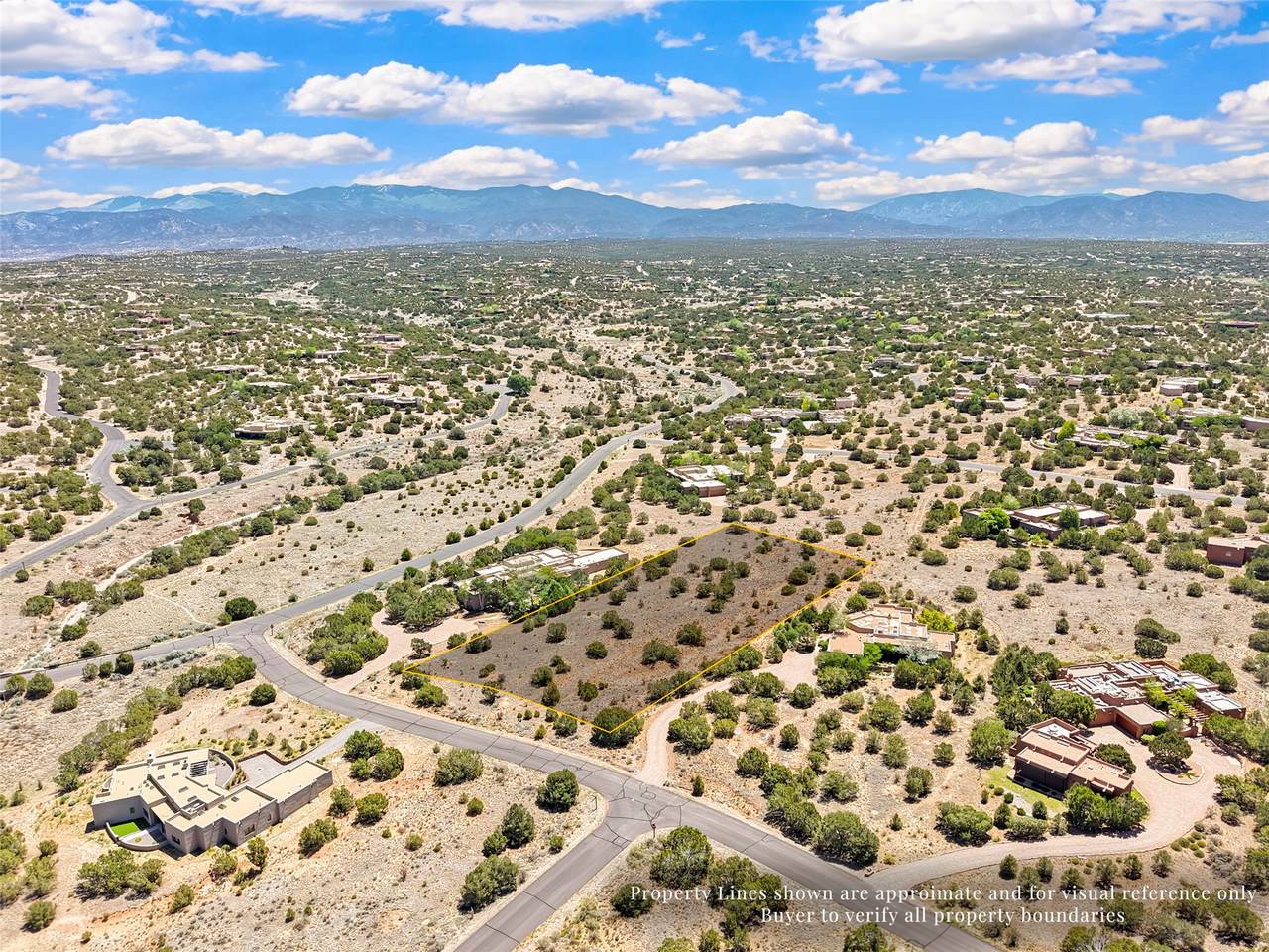 https://bt-photos.global.ssl.fastly.net/santafe/1280_boomver_1_202602523-2.jpg