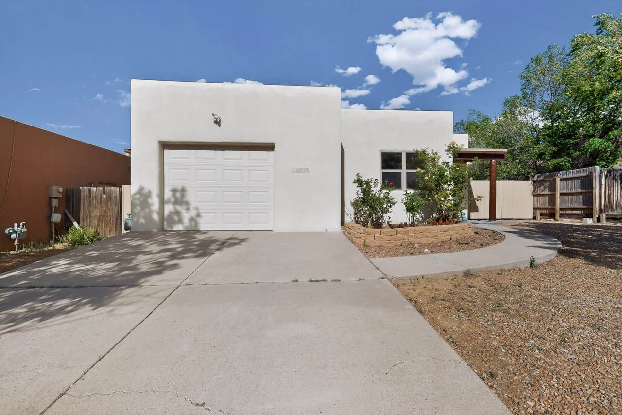 1507 Calle Angelina - Photo 1