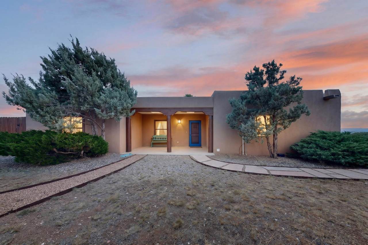 39 Cuesta Road - Photo 1