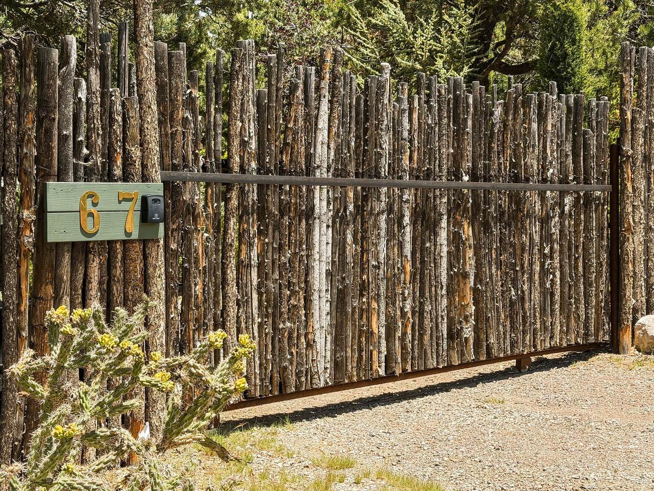 https://bt-photos.global.ssl.fastly.net/santafe/1280_boomver_1_202602666-2.jpg