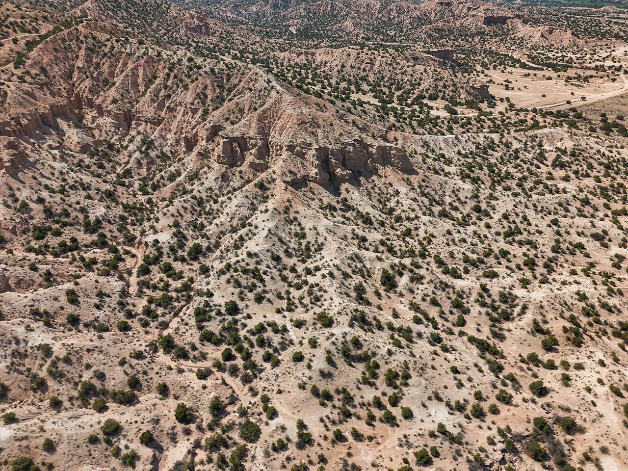 https://bt-photos.global.ssl.fastly.net/santafe/1280_boomver_1_202602874-2.jpg