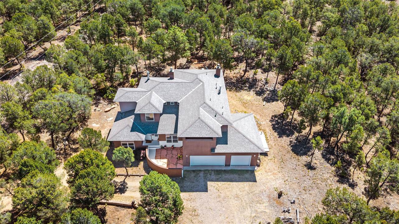 16 Coyote Lane - Photo 1
