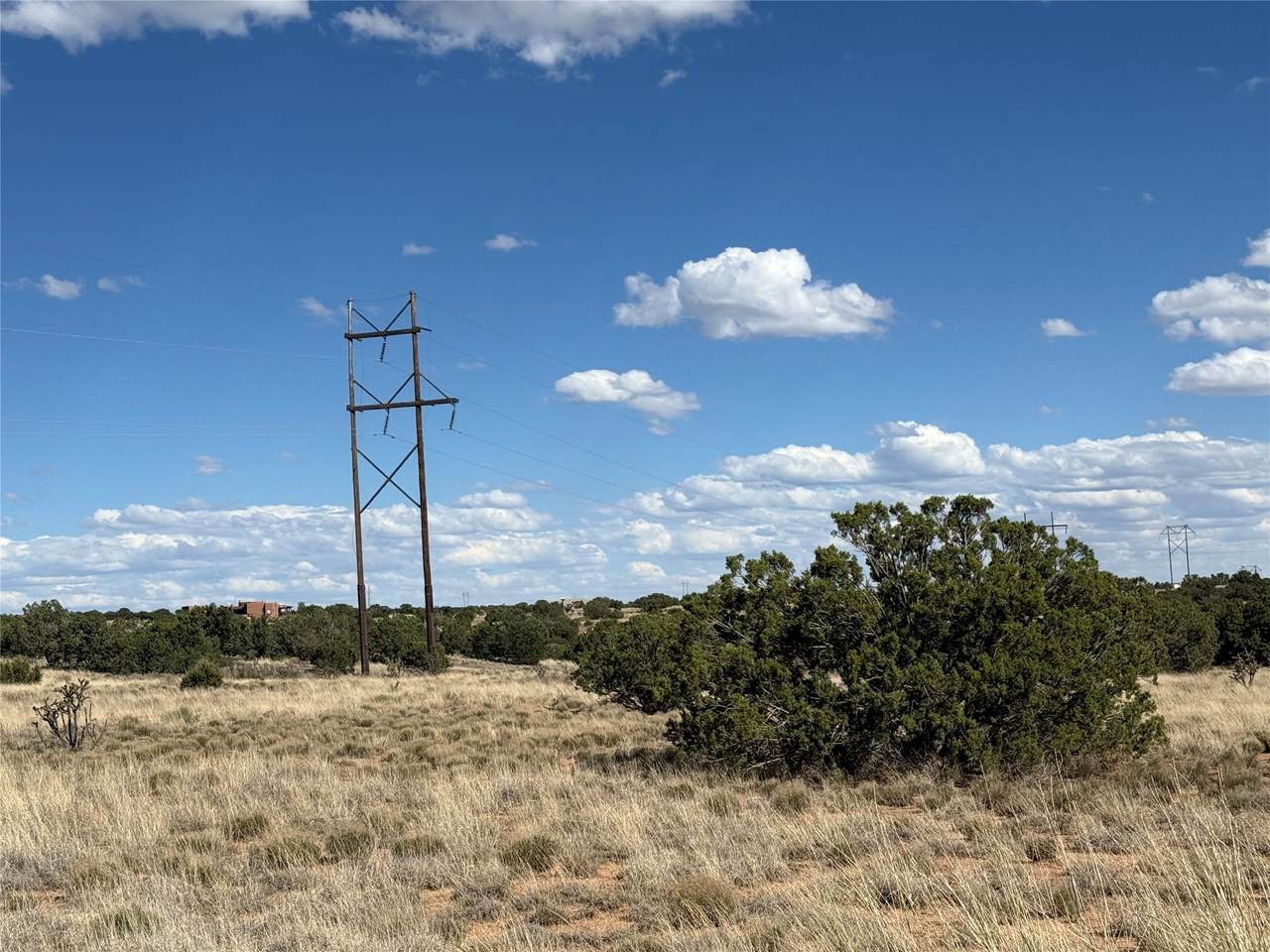 https://bt-photos.global.ssl.fastly.net/santafe/1280_boomver_1_202602928-2.jpg