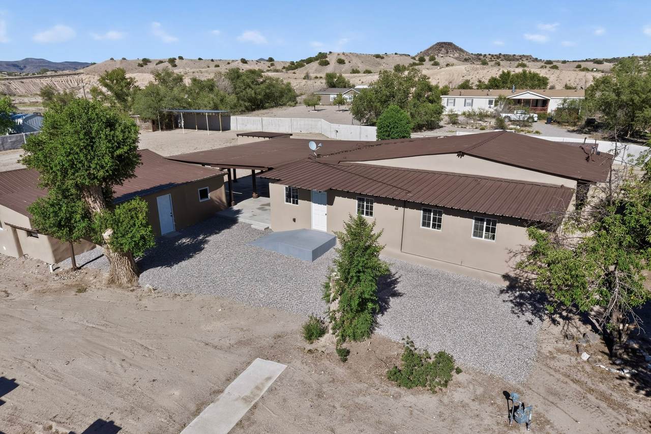 8 Los Sandovales - Photo 1