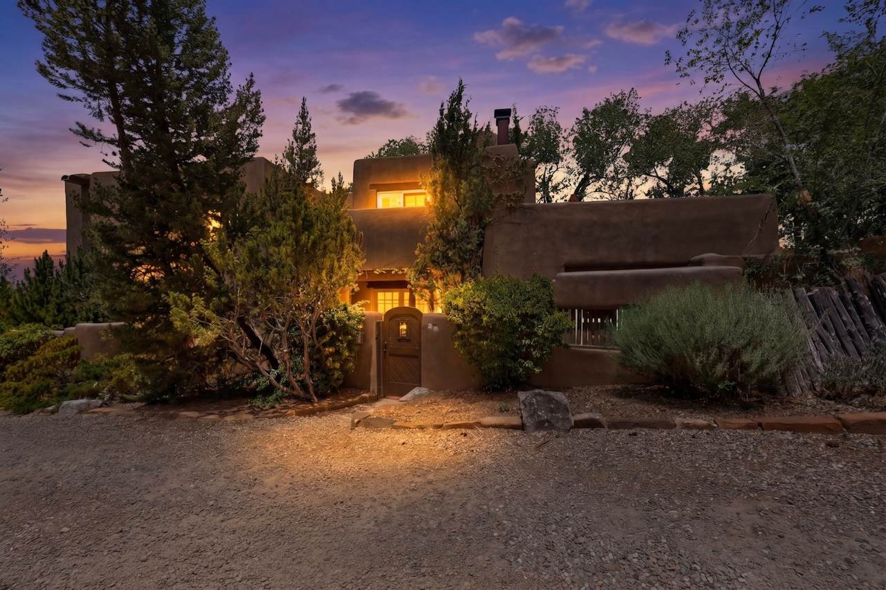 334 Otero - Photo 1