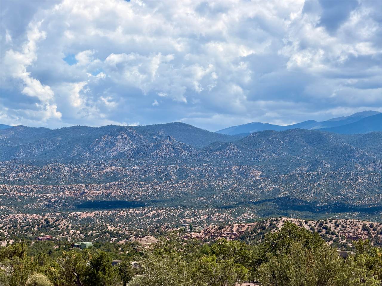 https://bt-photos.global.ssl.fastly.net/santafe/1280_boomver_1_202603185-2.jpg