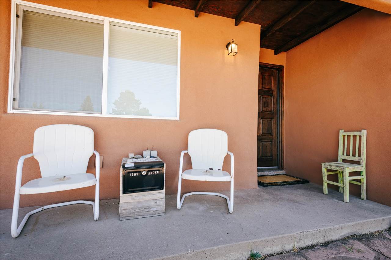 https://bt-photos.global.ssl.fastly.net/santafe/1280_boomver_1_202603233-2.jpg
