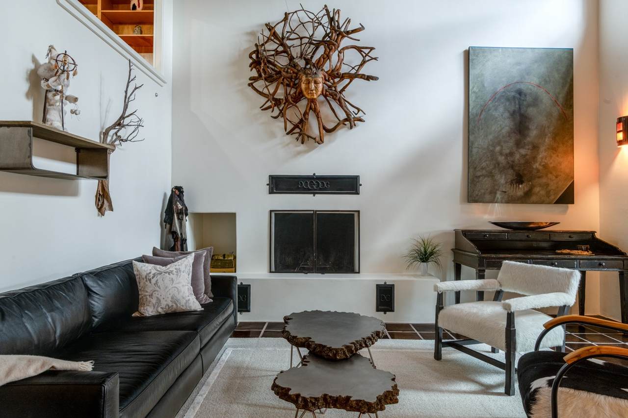 707 Palace Avenue - Photo 1