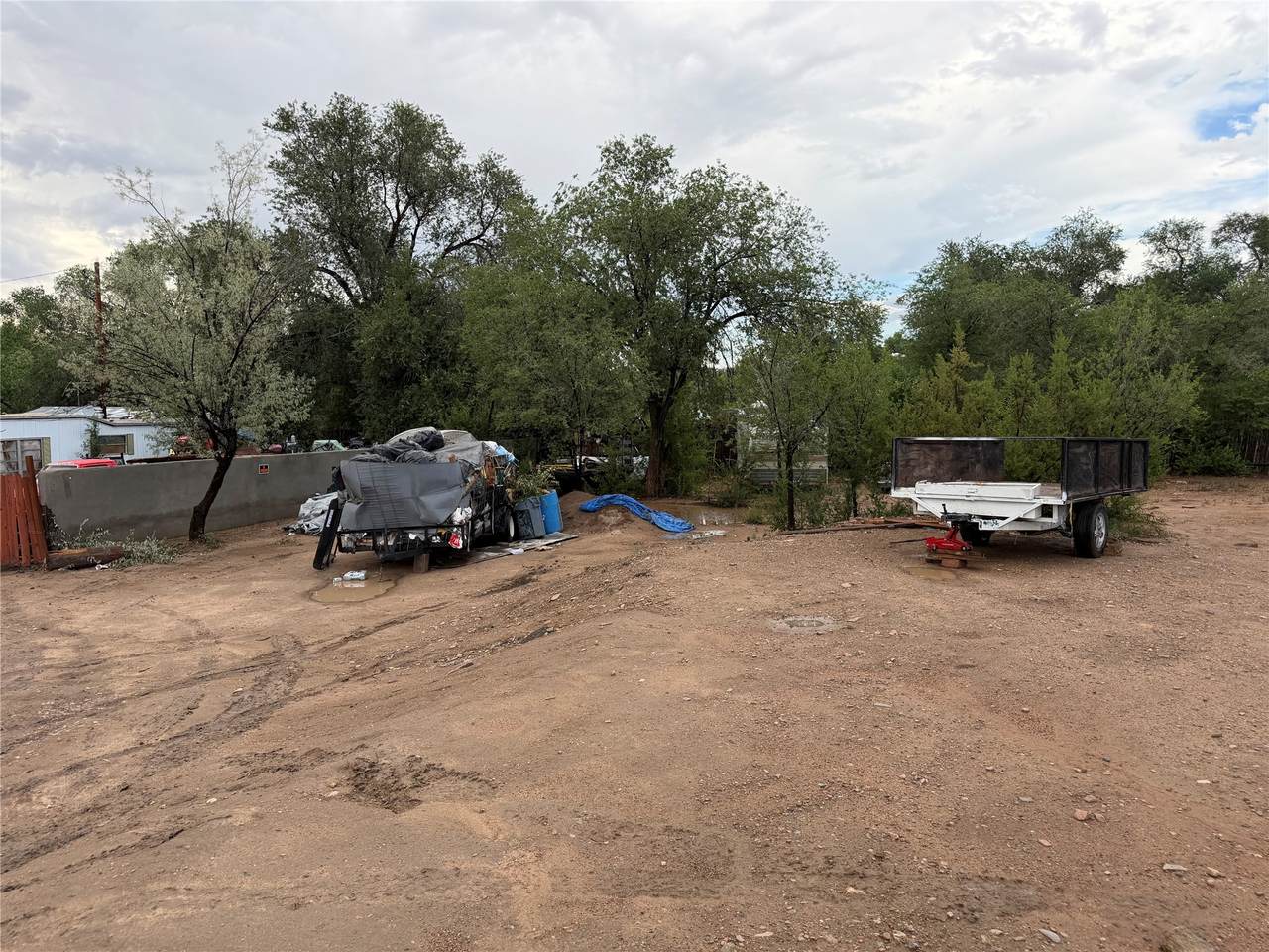 https://bt-photos.global.ssl.fastly.net/santafe/1280_boomver_1_202603256-2.jpg