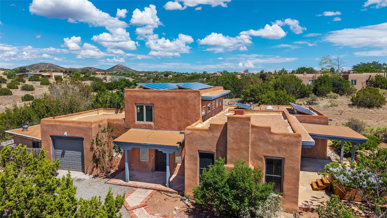 11 Cuesta Lane - Photo 1