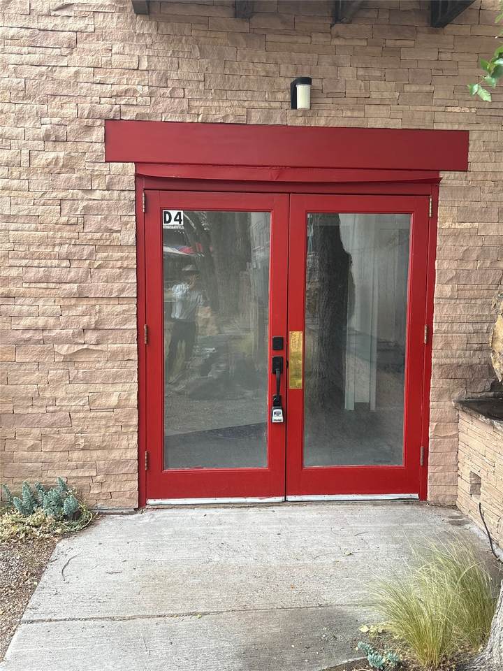 901 San Mateo - Photo 1