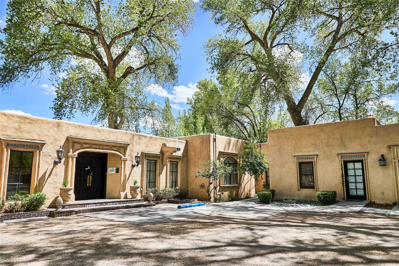 405 Cordoba Lane - Photo 1