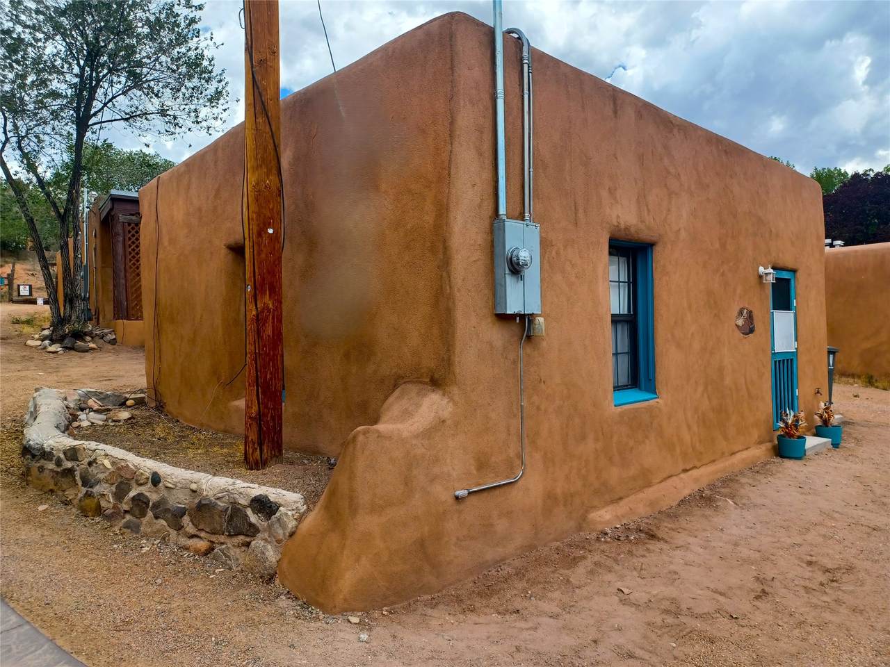 https://bt-photos.global.ssl.fastly.net/santafe/1280_boomver_1_202603379-2.jpg