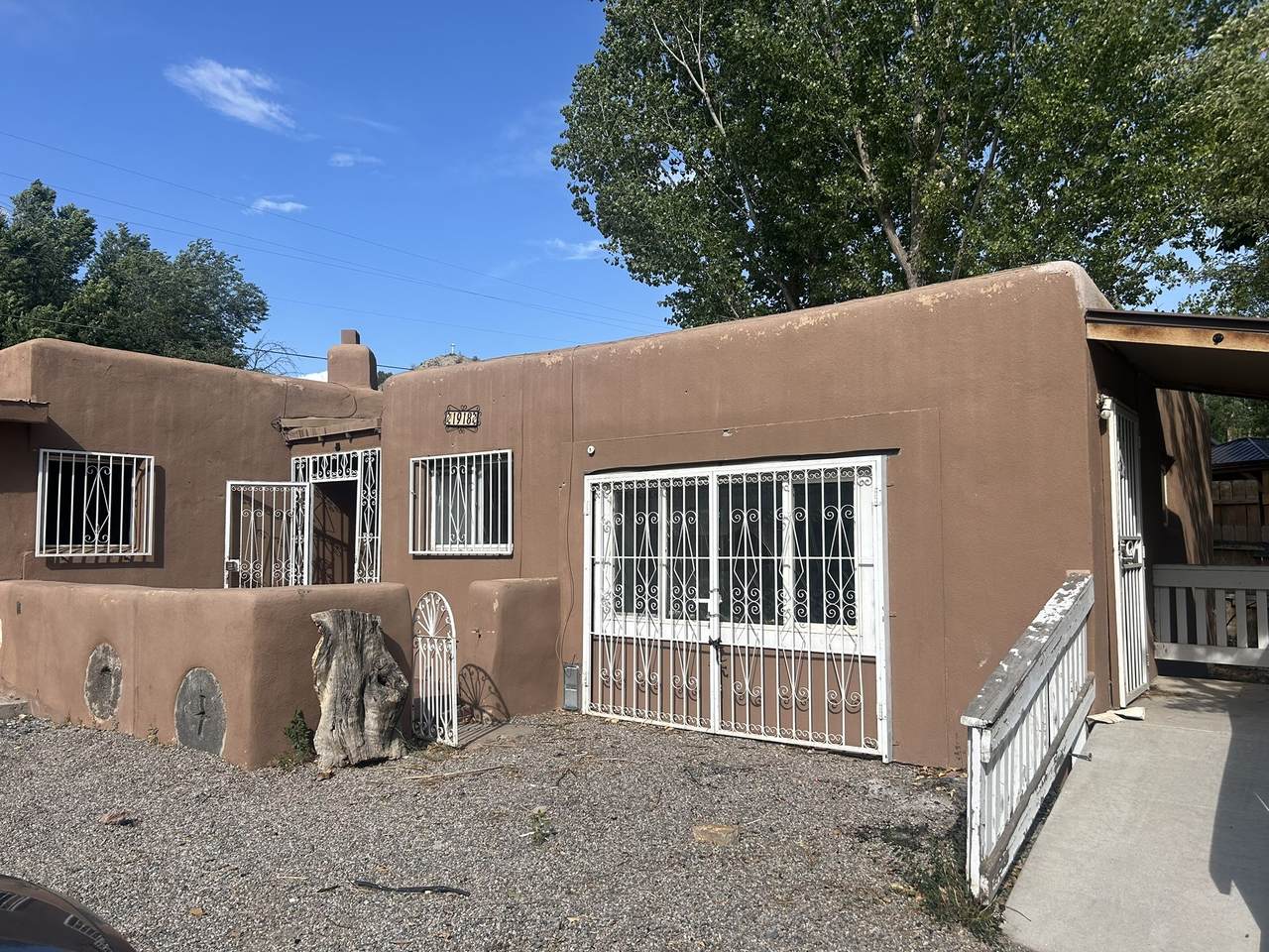 https://bt-photos.global.ssl.fastly.net/santafe/1280_boomver_1_202603451-2.jpg