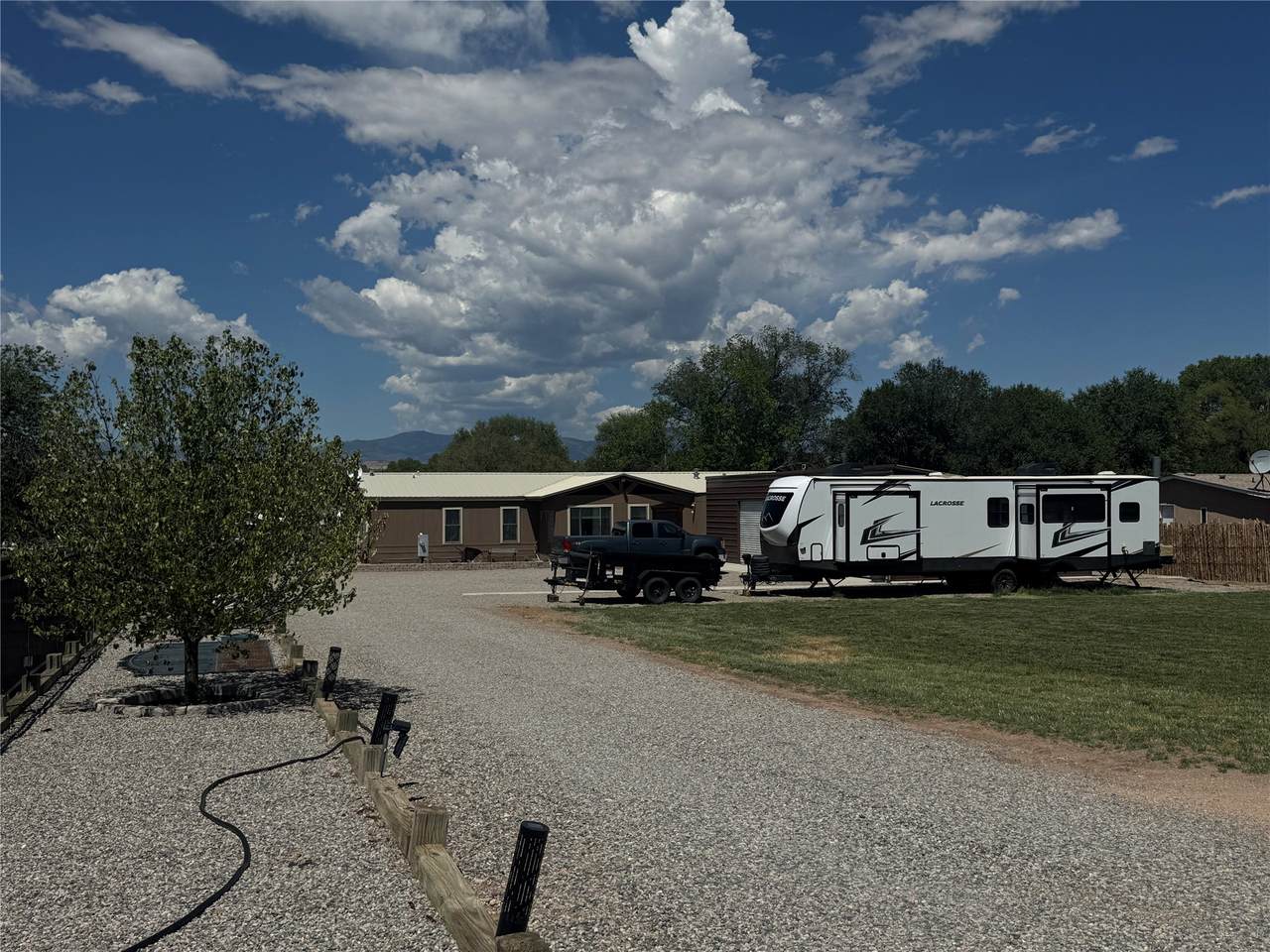 13 Gonzales - Photo 1