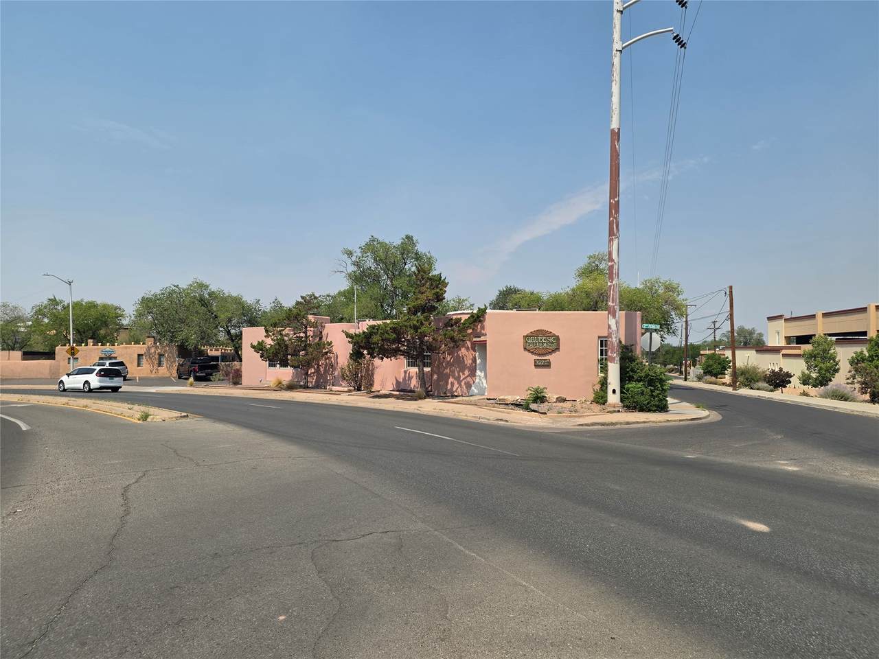 1322 Paseo De Peralta - Photo 1