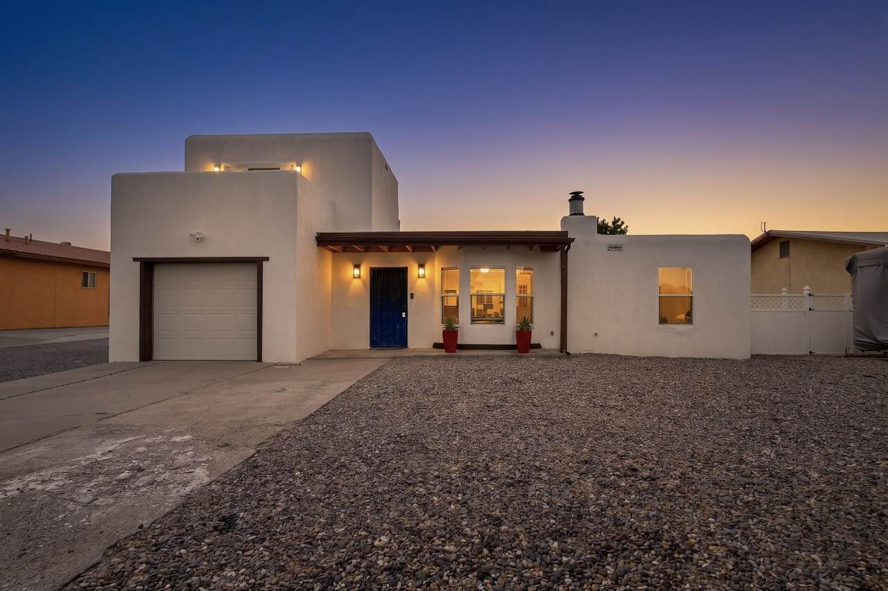 944 Pueblo - Photo 1