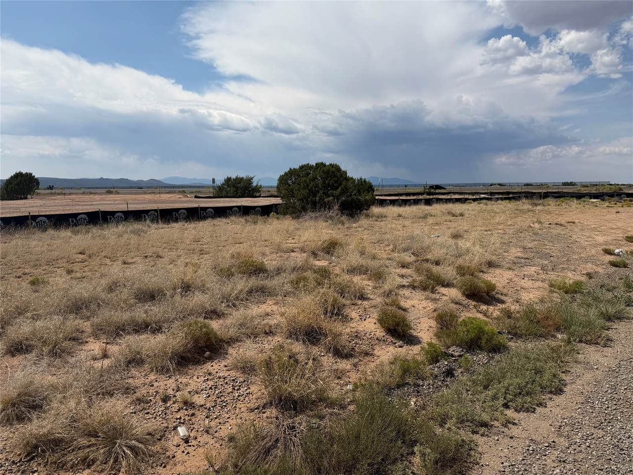 https://bt-photos.global.ssl.fastly.net/santafe/1280_boomver_1_202603652-2.jpg
