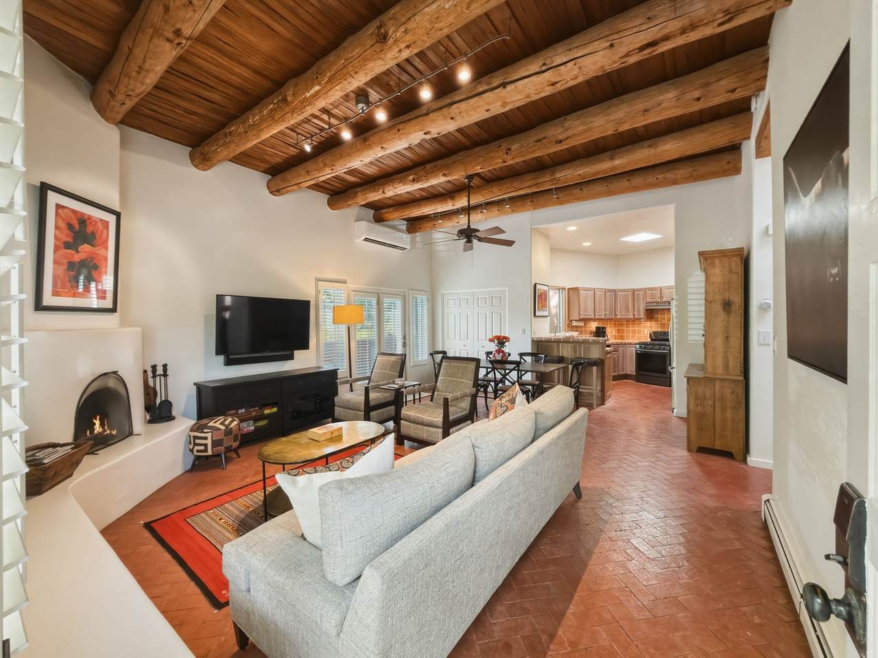 701 Alameda - Photo 1