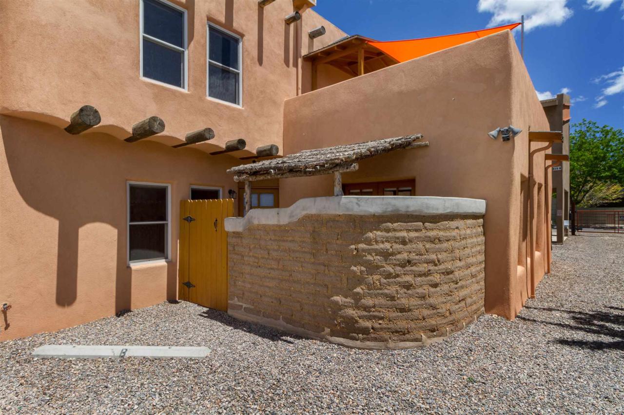 815 Baca Street Unit B - Photo 1