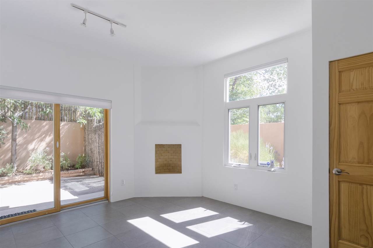 621 Alameda - Photo 1