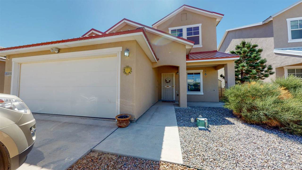 2019 Dillon Drive Ne - Photo 1 2019 Dillon Drive Ne - Photo 1