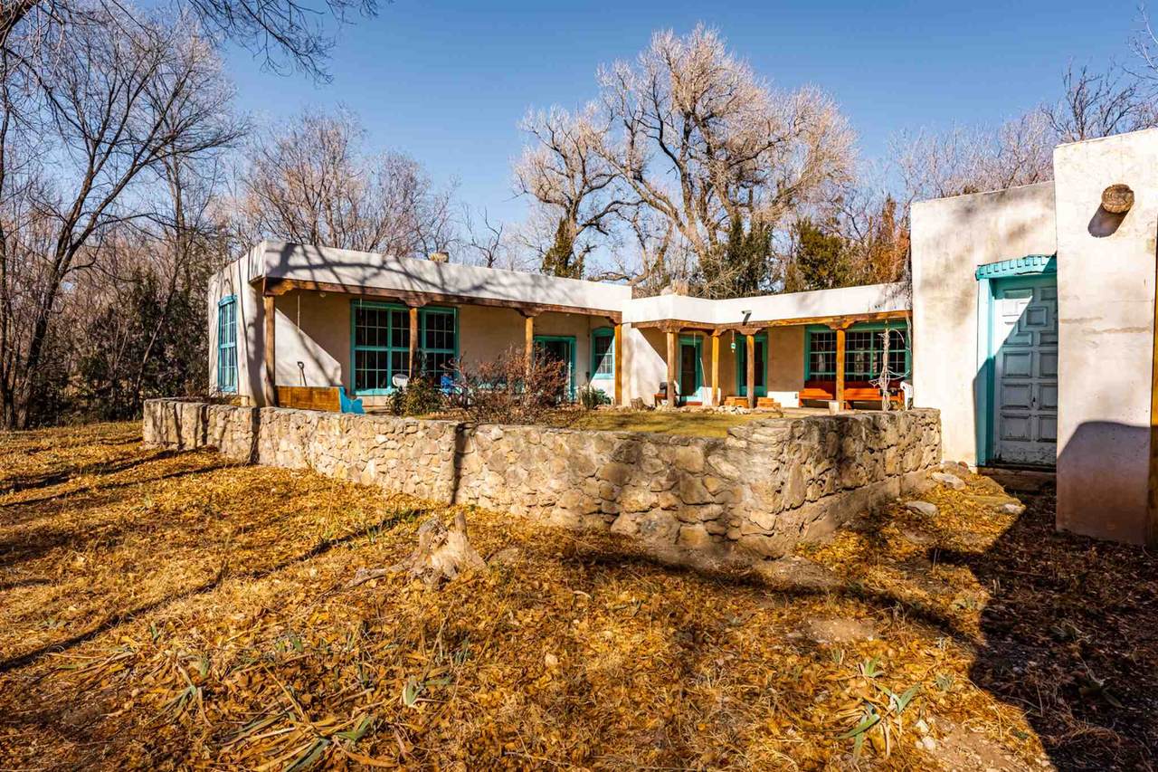 119 La Mancha Road - Photo 1
