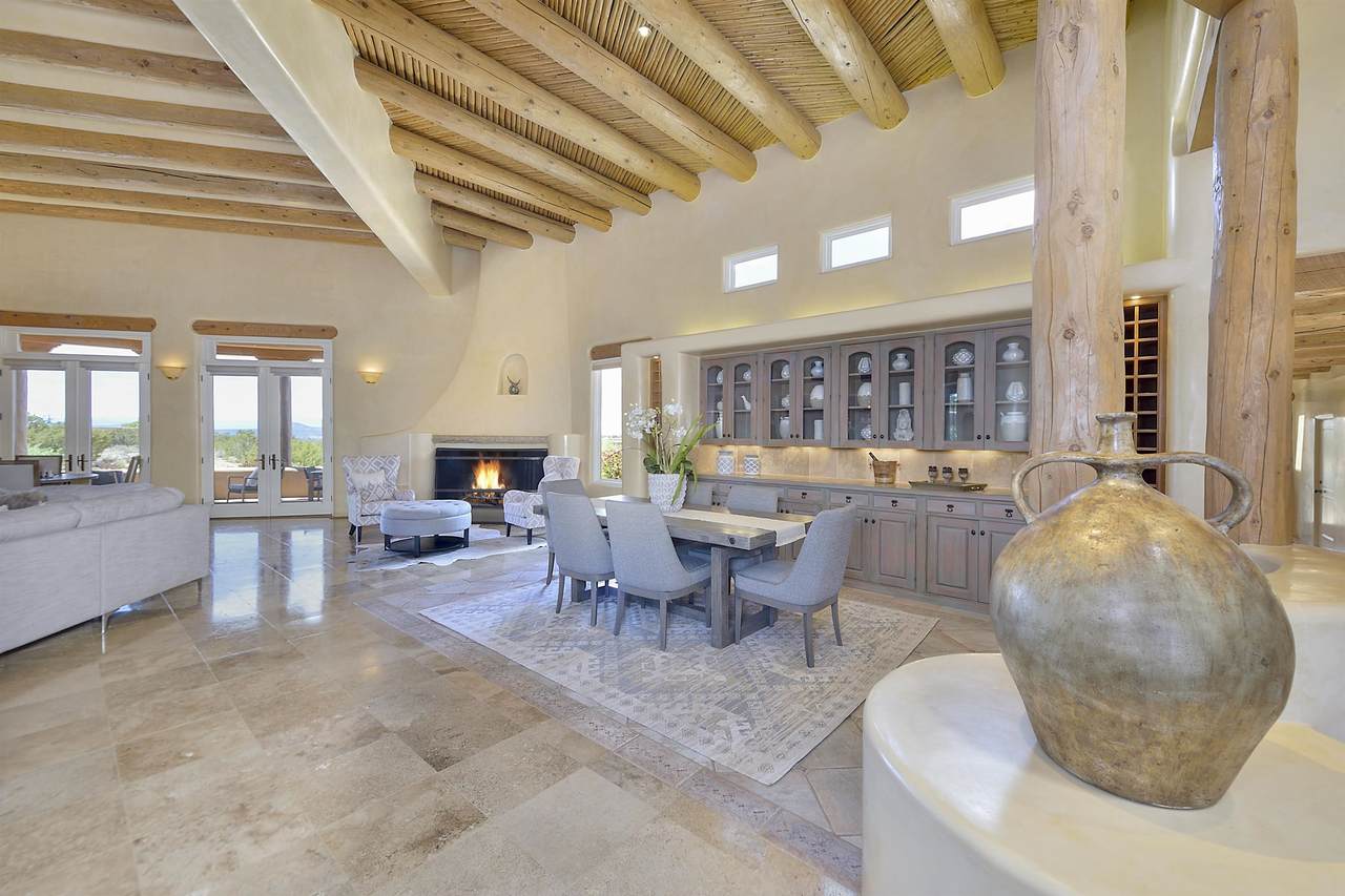 3 Arrowhead Circle - Photo 1
