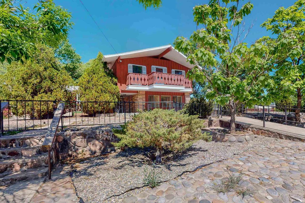 648 Riverside - Photo 1