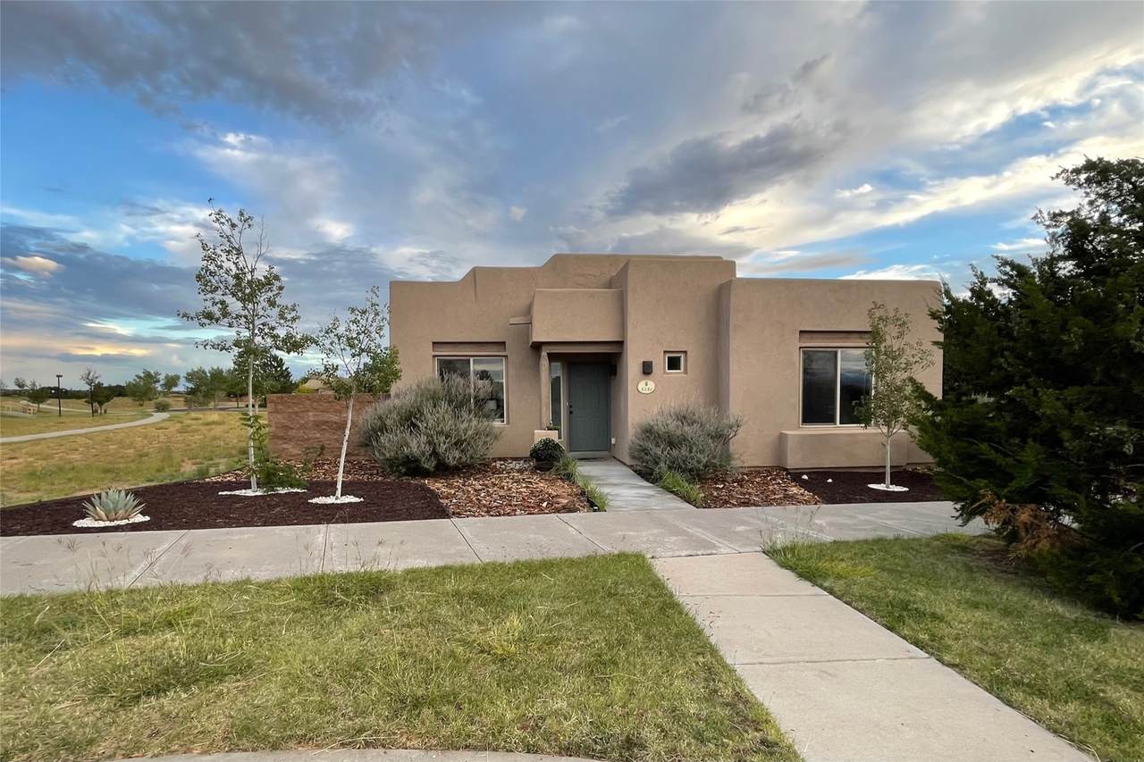 6581 Richards Avenue - Photo 1