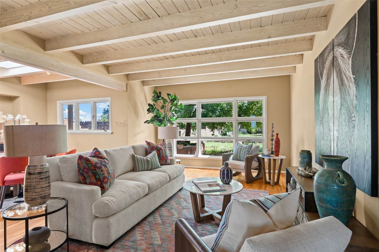 103 Mateo Circle - Photo 1