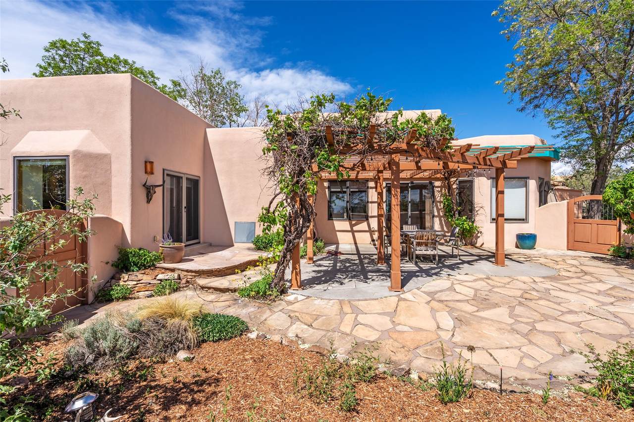 104 Monte Alto Road - Photo 1