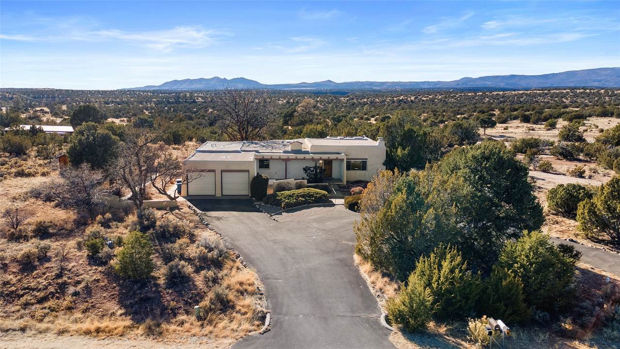 102 La Senda Road - Photo 1