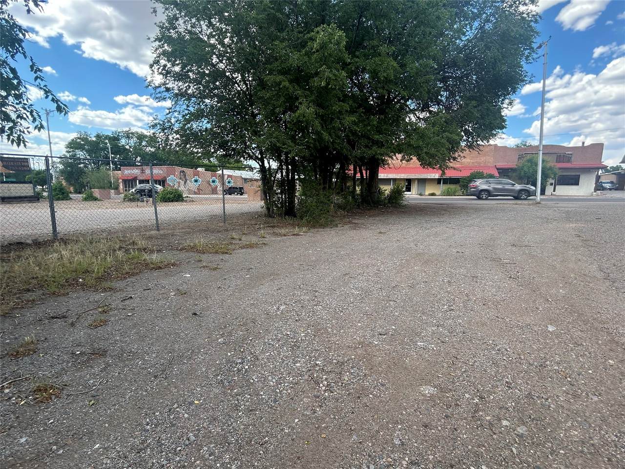 https://bt-photos.global.ssl.fastly.net/santafe/1280_boomver_2_202501352-2.jpg
