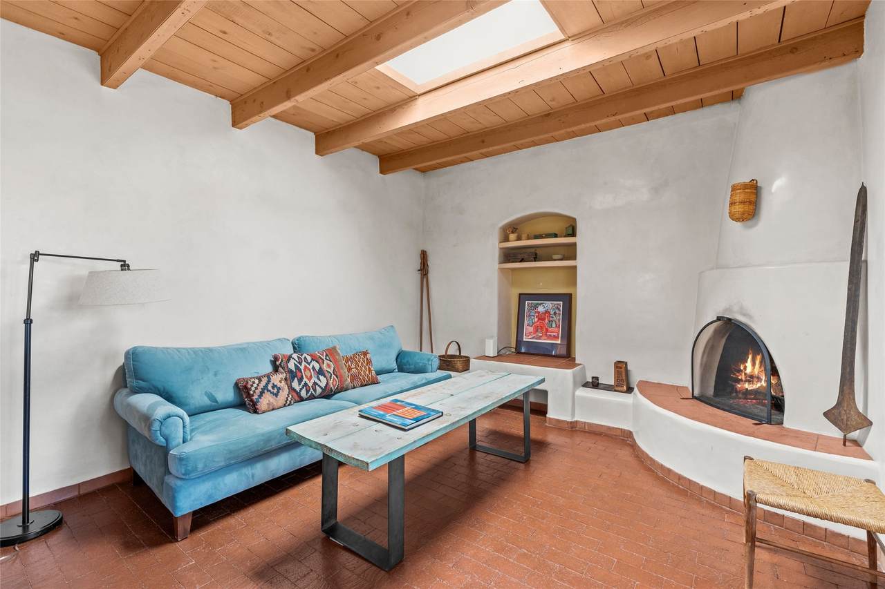 842 Manhattan Avenue - Photo 1