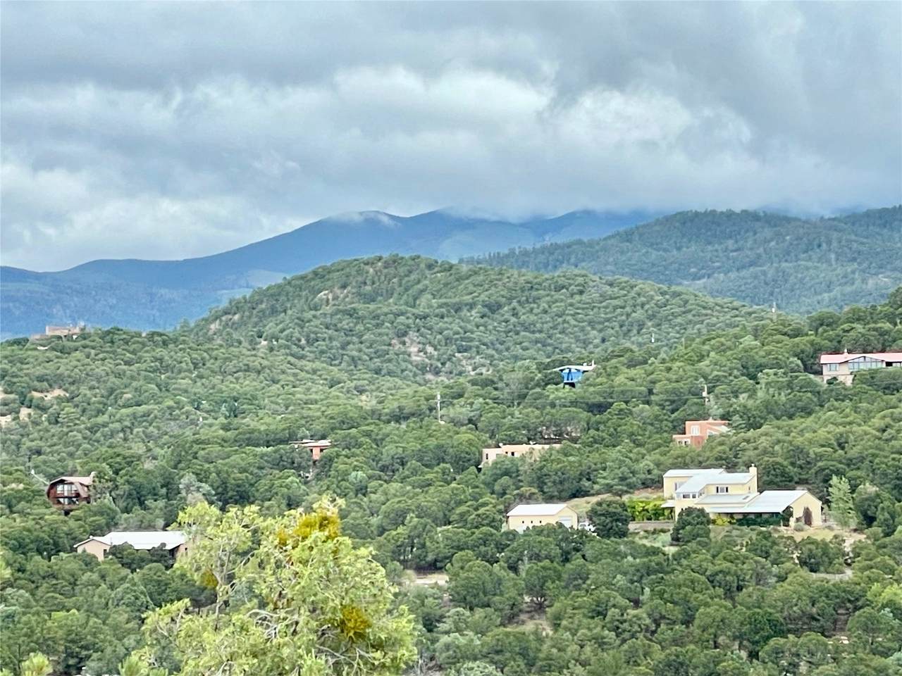 https://bt-photos.global.ssl.fastly.net/santafe/1280_boomver_2_202501786-2.jpg