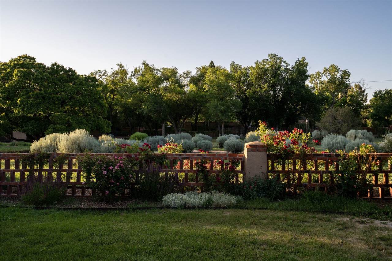 https://bt-photos.global.ssl.fastly.net/santafe/1280_boomver_2_202501924-2.jpg