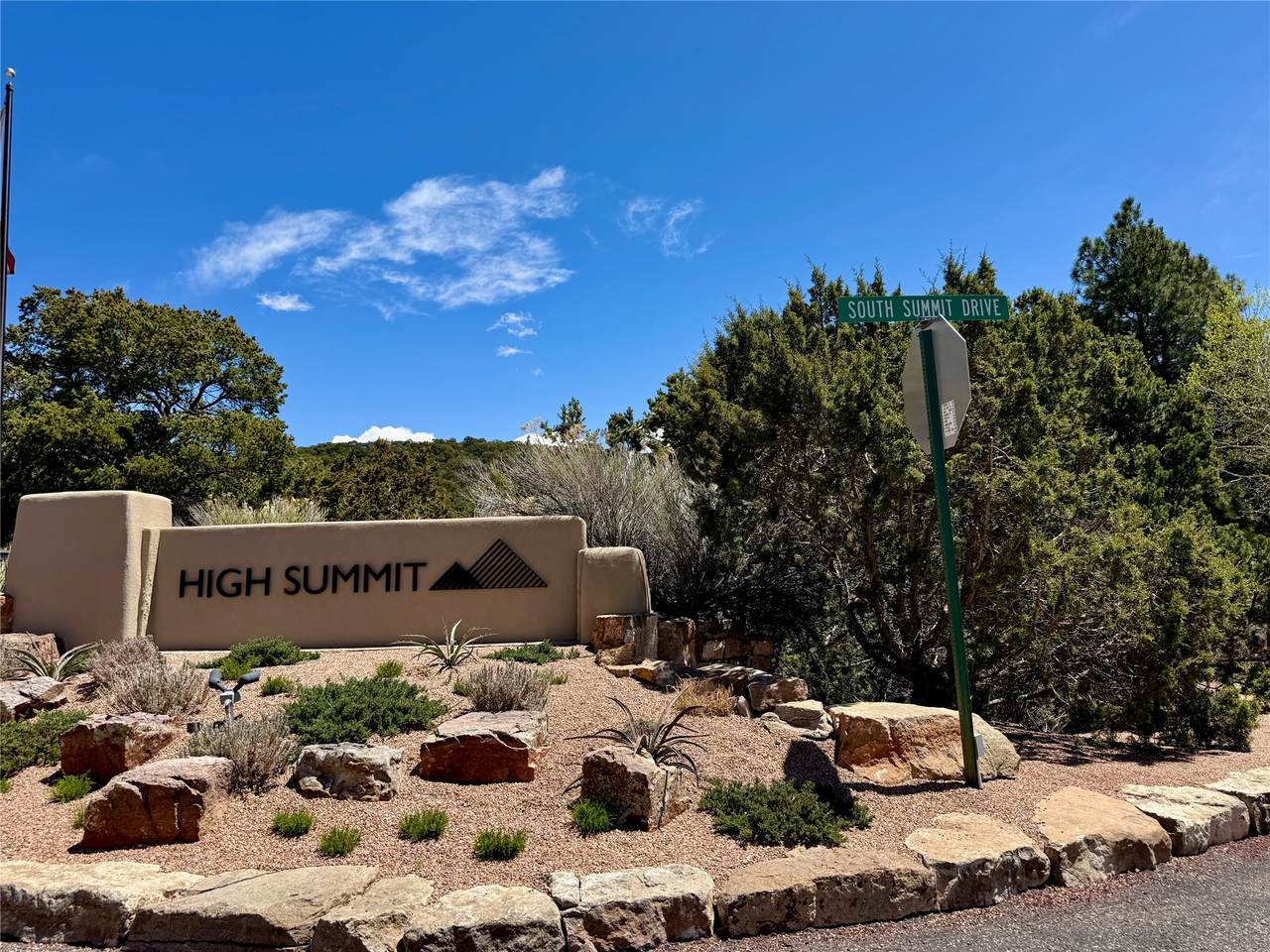 various Summit Hills - Photo 1