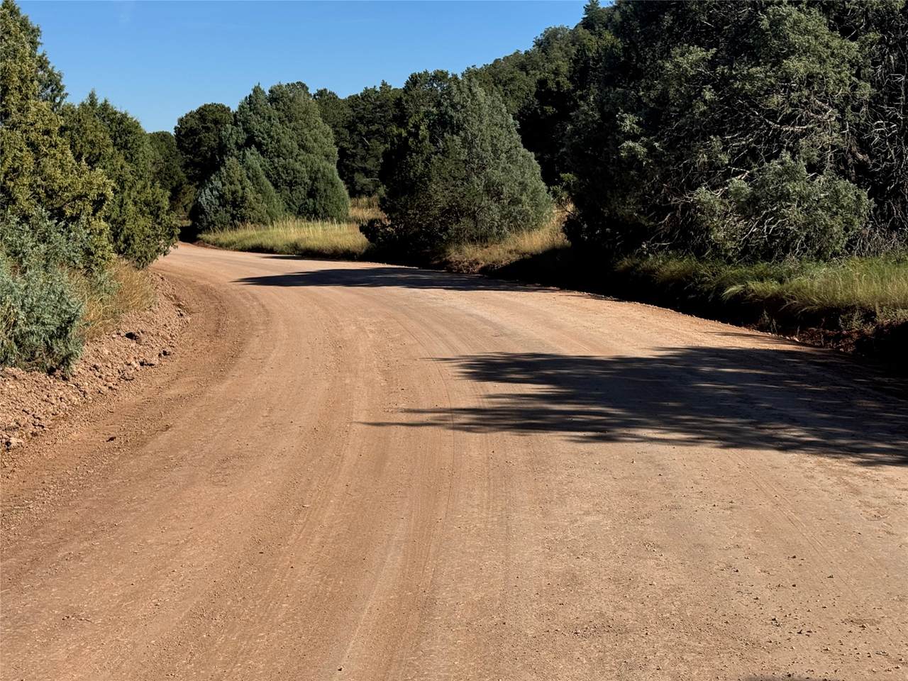 https://bt-photos.global.ssl.fastly.net/santafe/1280_boomver_2_202502062-2.jpg