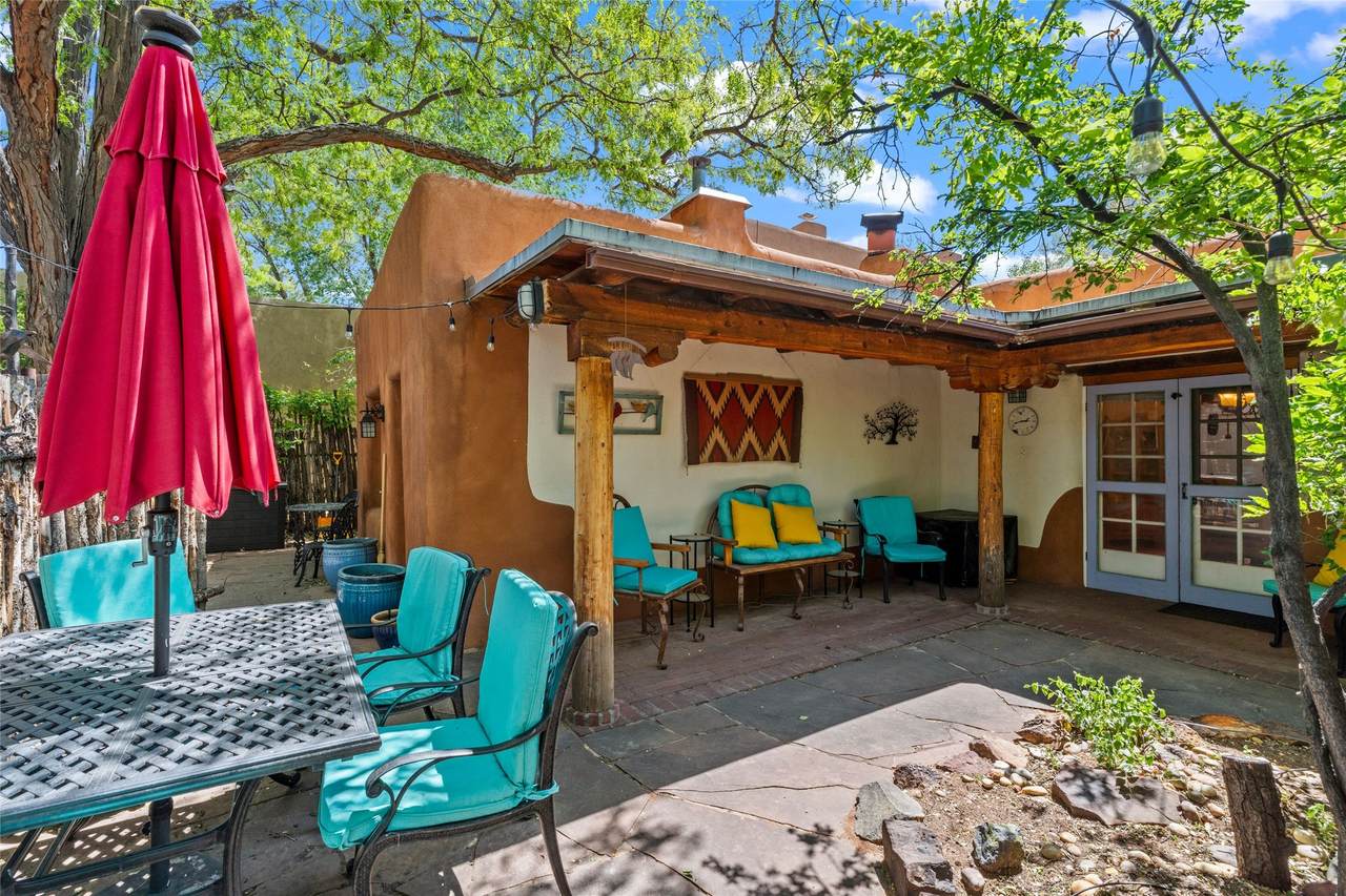 556 1/2 Garcia Street - Photo 1
