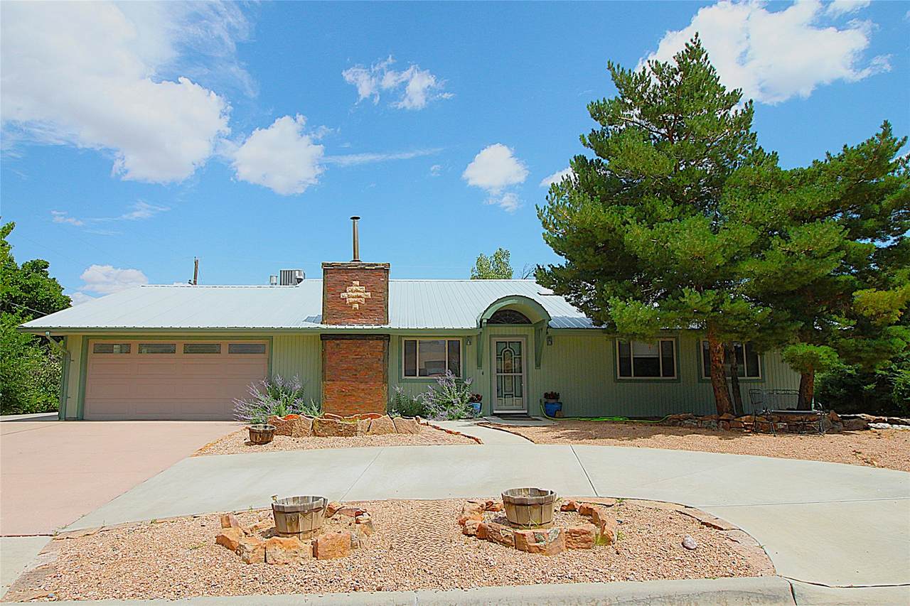 105 Agate Street - Photo 1