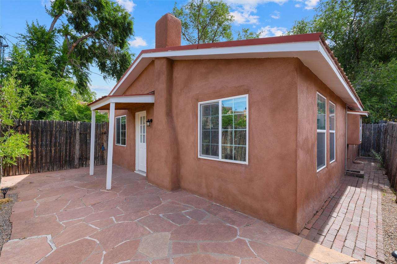 563 Del Norte Lane - Photo 1