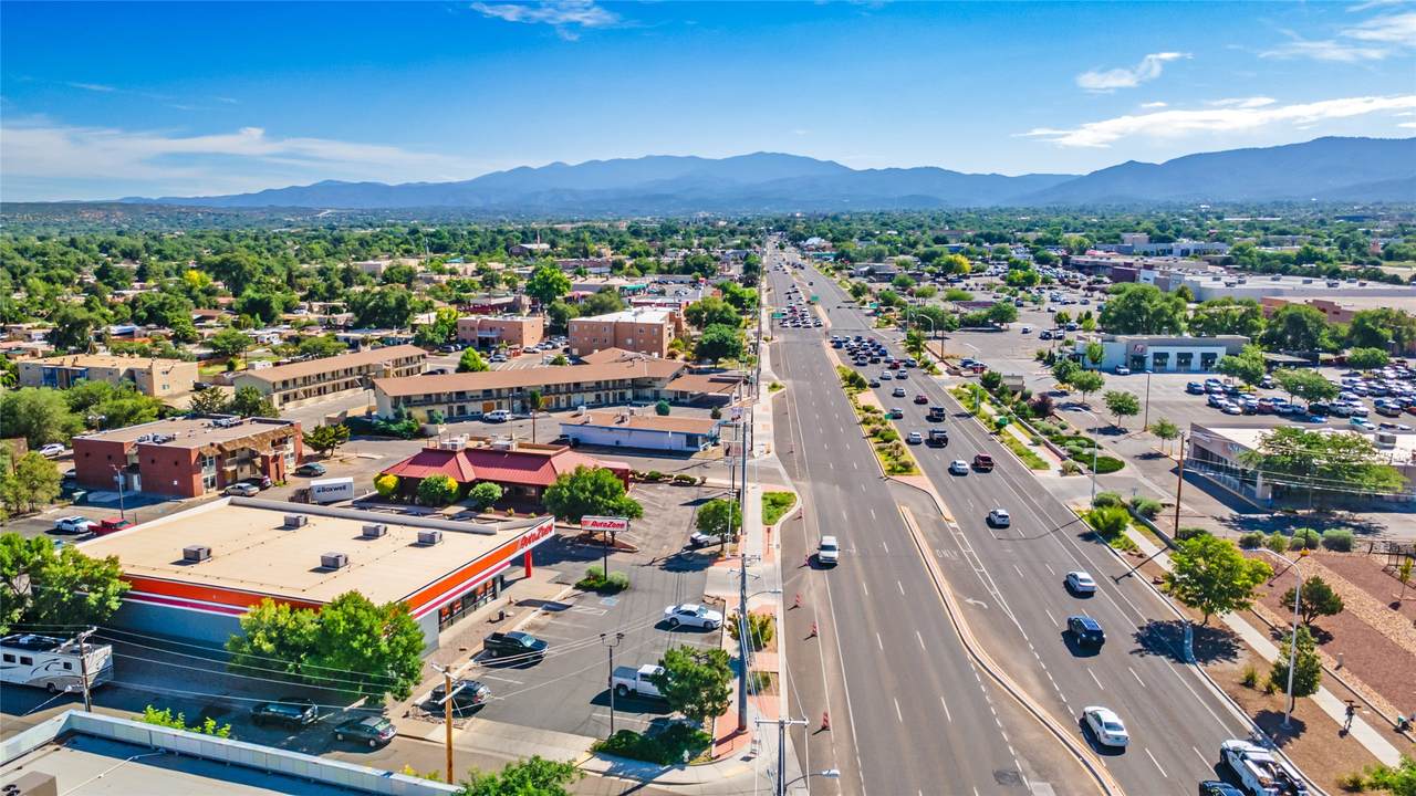 https://bt-photos.global.ssl.fastly.net/santafe/1280_boomver_2_202503688-2.jpg