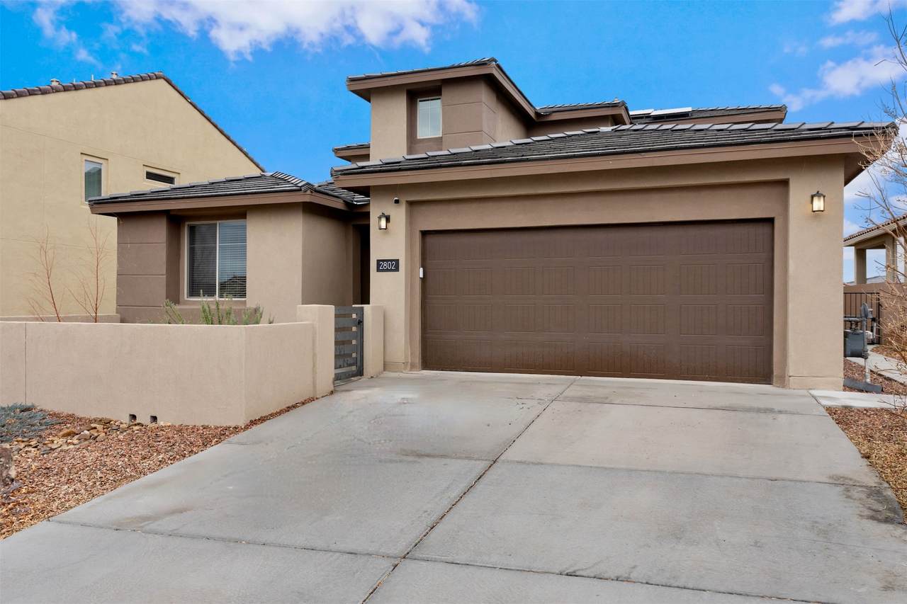 2802 Kings Canyon Loop - Photo 1