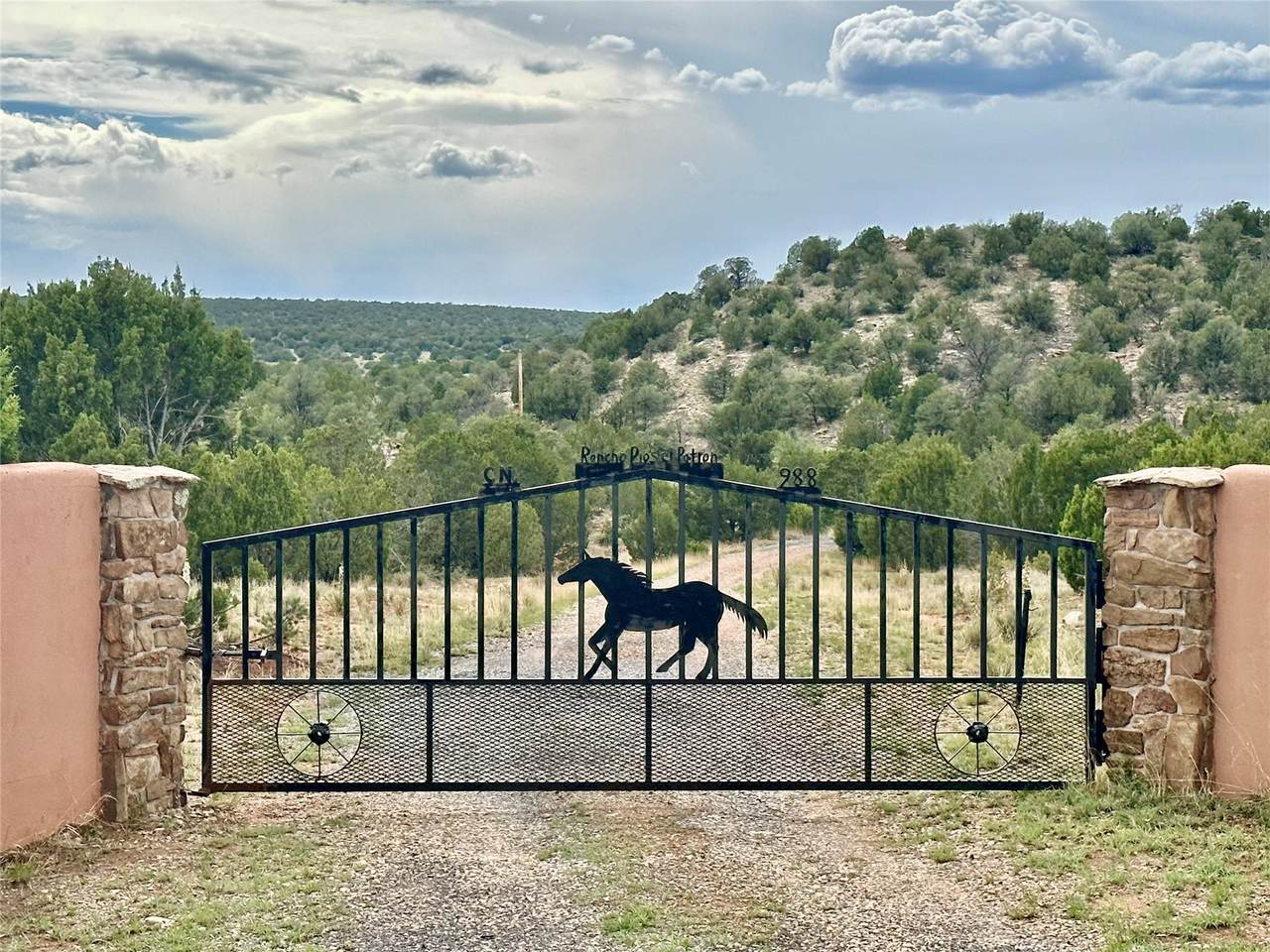 https://bt-photos.global.ssl.fastly.net/santafe/1280_boomver_2_202600230-2.jpg