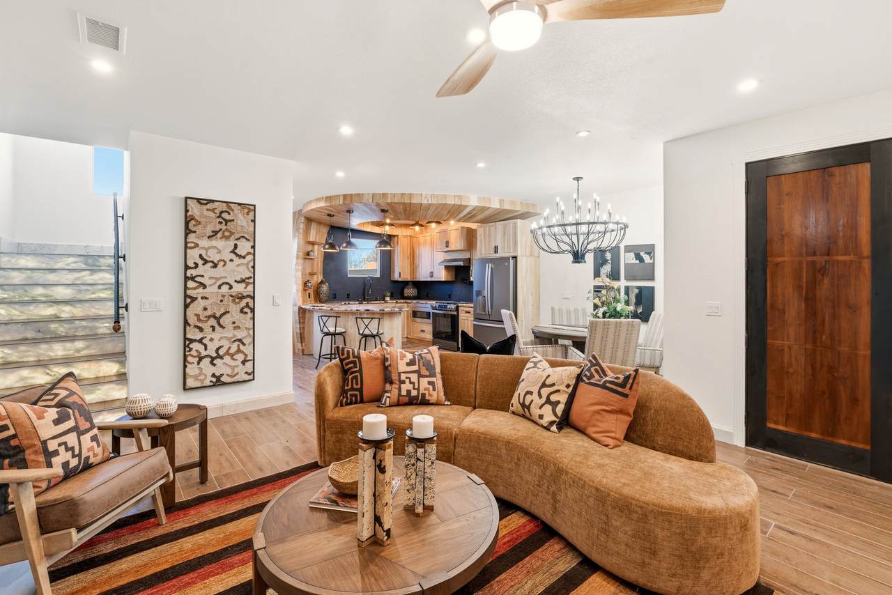 929 Shoofly Street - Photo 1
