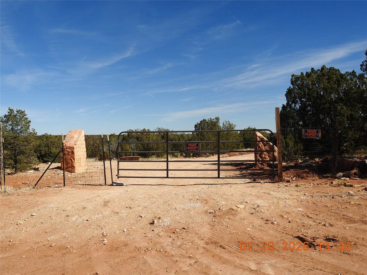 https://bt-photos.global.ssl.fastly.net/santafe/1280_boomver_2_202601083-2.jpg